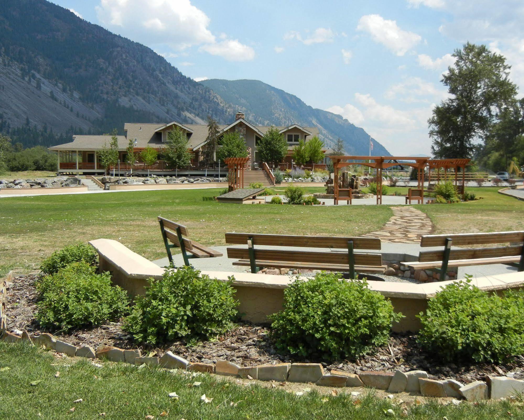 Rocky Point Ranch, Montana Bed & Breakfast Eddy Exterior photo